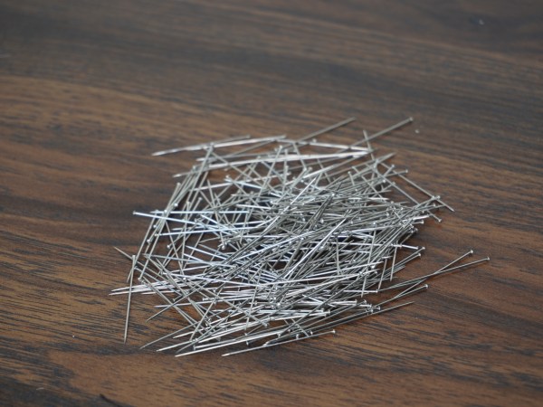 Dressmaker pins, steel pins, tailors pins, pins