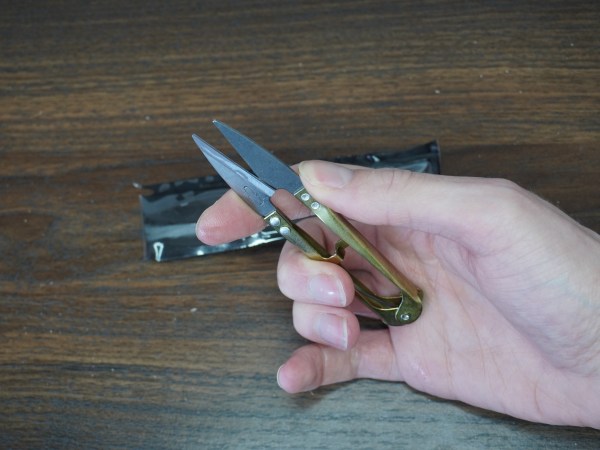 Thread snips